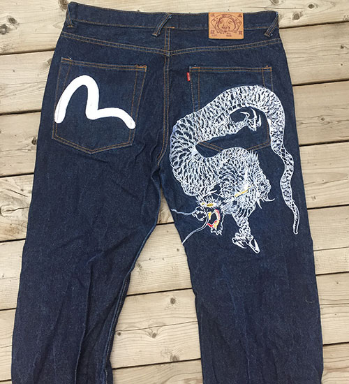 Джинсы Evisu из Японии